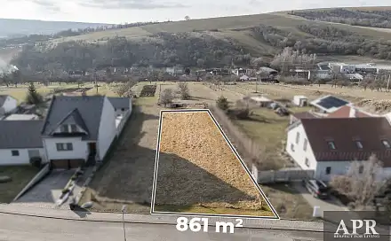 Prodej stavebního pozemku 861 m², Hradčovice, okres Uherské Hradiště