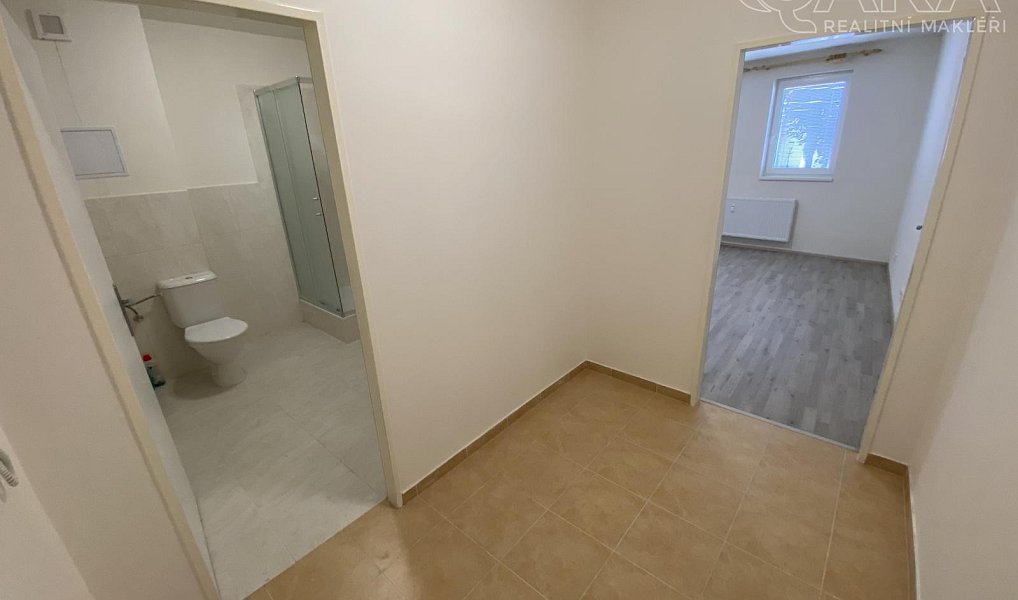 Pronájem bytu 1+kk 34 m², Ivanovice na Hané – náhled fotky 3