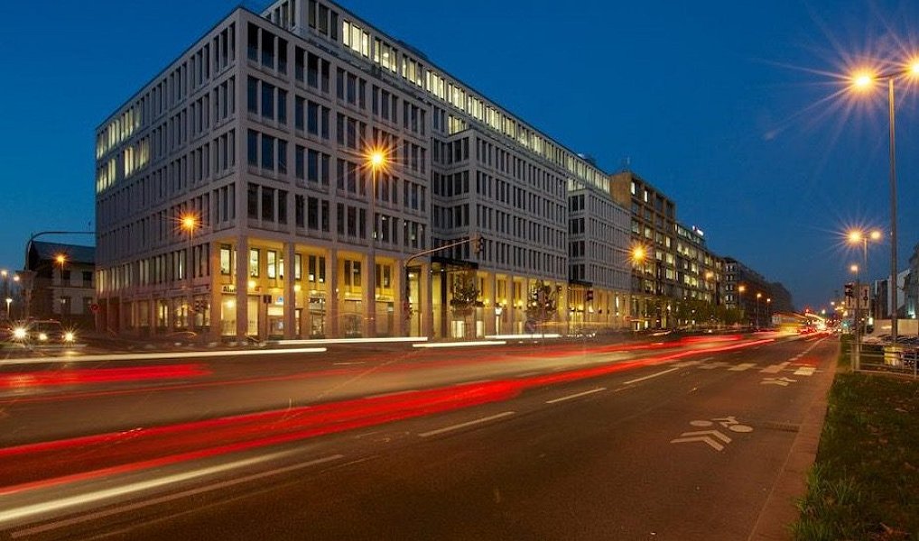 Pronájem kanceláře 450 m², Praha – náhled fotky 10
