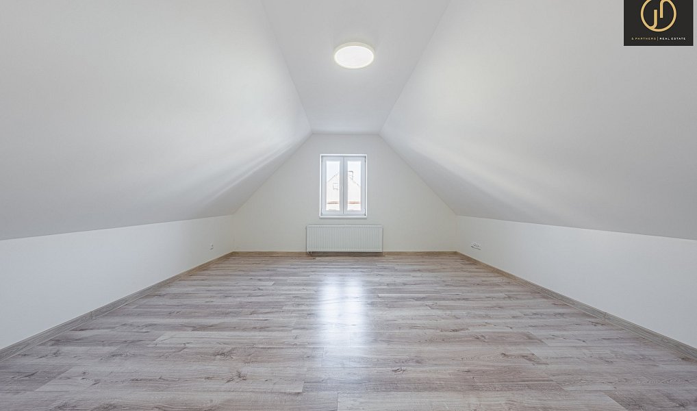 Prodej domu 140 m² s pozemkem 137 m², Chyňava – náhled fotky 19
