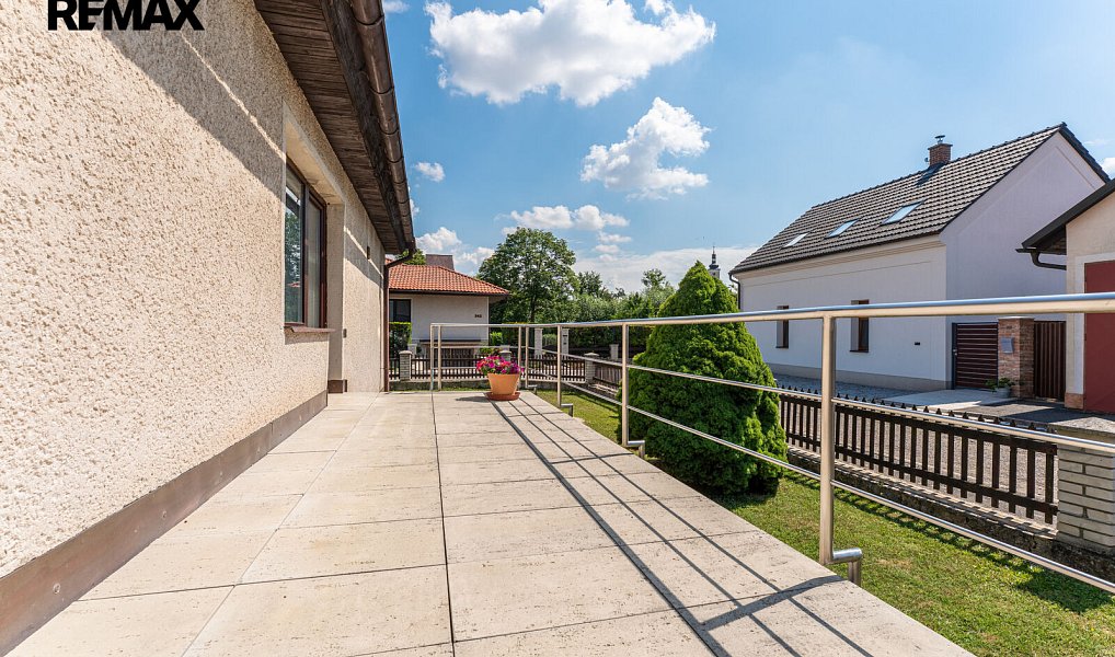 Prodej domu 150 m² s pozemkem 466 m², Hrochův Týnec – náhled fotky 5