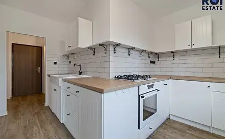 Pronájem bytu 1+1 37 m², Slavíkova, Ostrava - Poruba