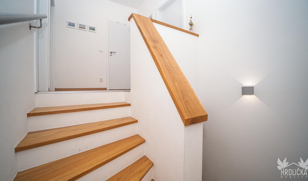 Prodej domu 96 m² s pozemkem 365 m², Frymburk – náhled fotky 28