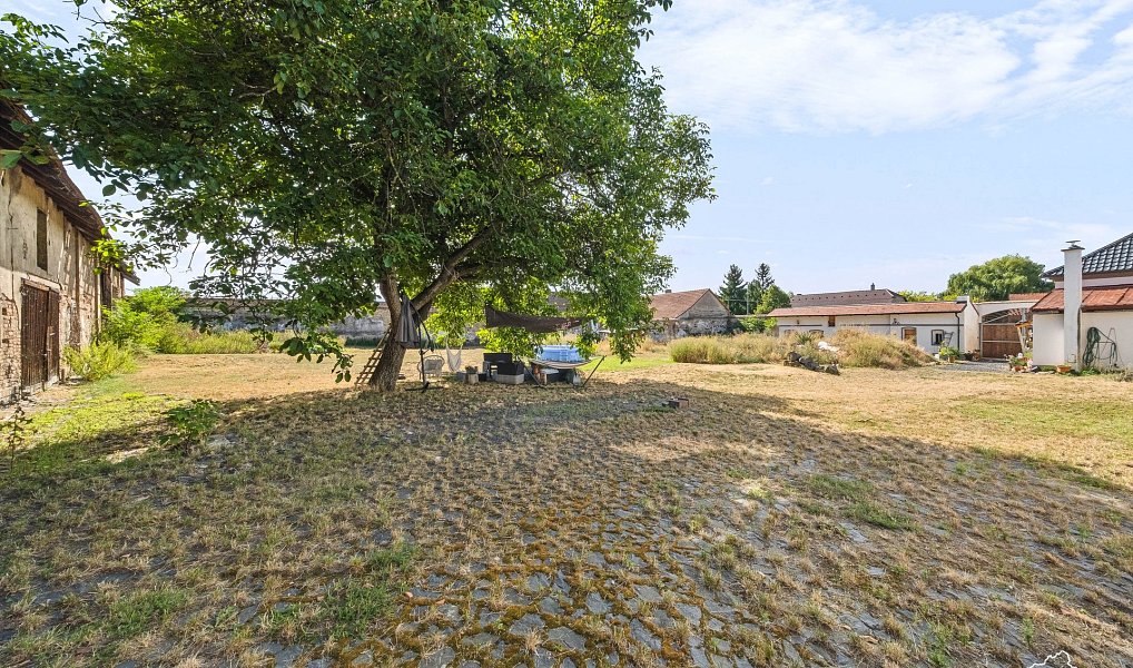 Prodej zemědělského objektu 100 m², Lkáň – náhled fotky 38