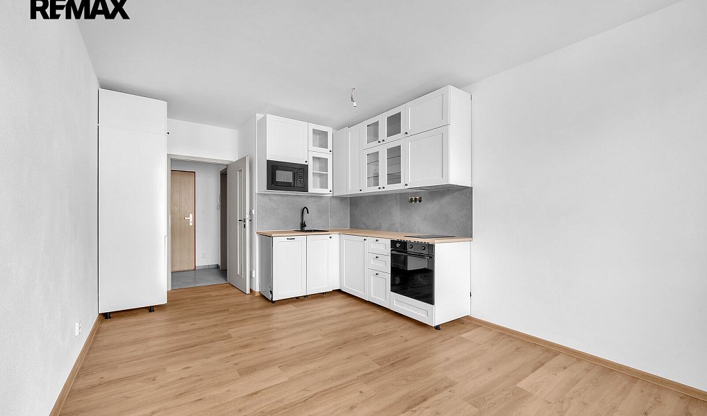 Pronájem bytu 1+kk, 25 m², Mladá - Nymburk, Milovice