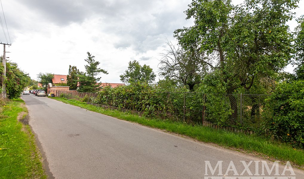 Prodej stavebního pozemku 3 823 m², Dolní Beřkovice – náhled fotky 12