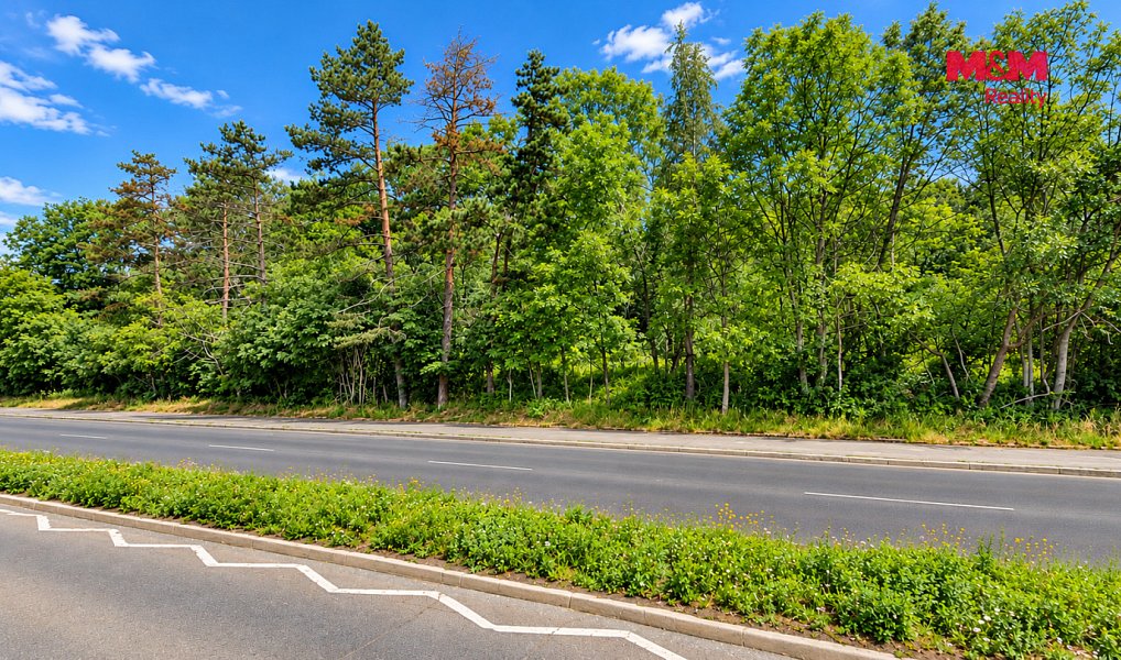 Prodej zahrady 1 200 m², Praha – náhled fotky 5