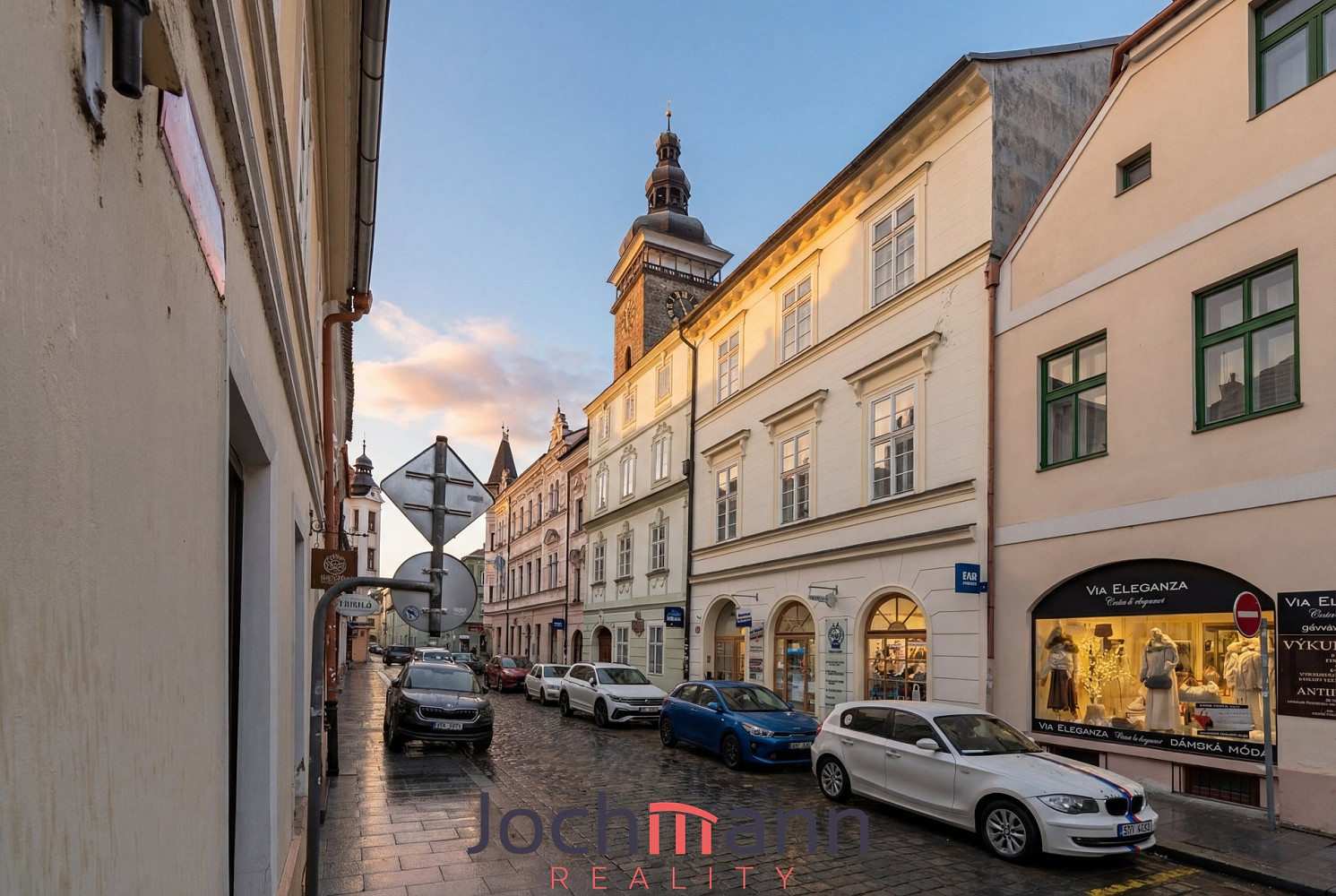 Pronájem obchodních prostor 746 m²