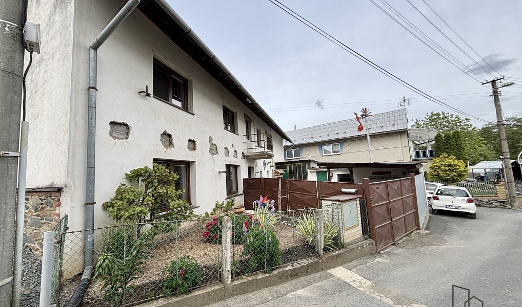 Prodej domu 140 m² s pozemkem 294 m², Litovel – fotka 1 z 44