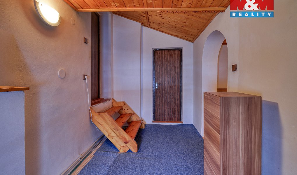 Prodej domu 192 m² s pozemkem 992 m², Třemešné – náhled fotky 13