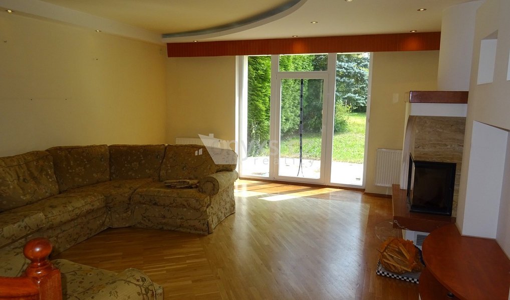 Prodej domu 212 m² s pozemkem 471 m², Jeneč – náhled fotky 9