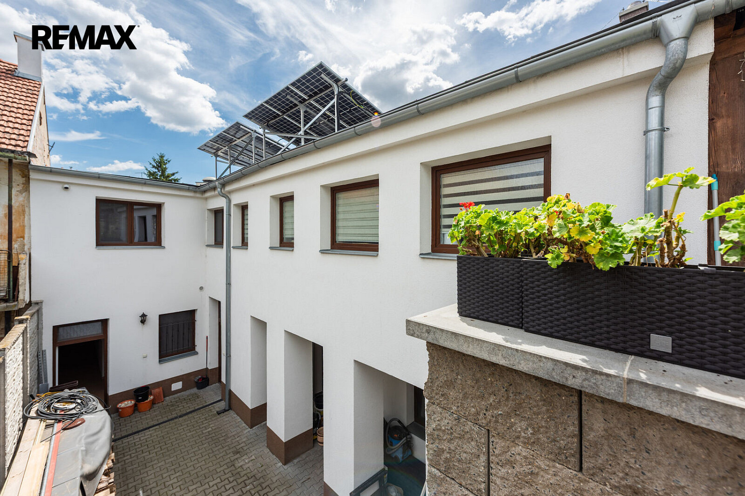 Prodej domu 208 m² s pozemkem 592 m²