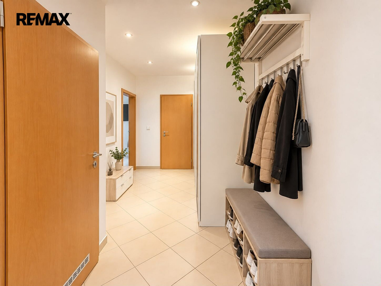 Pronájem bytu 2+kk 63 m² – fotografie 5
