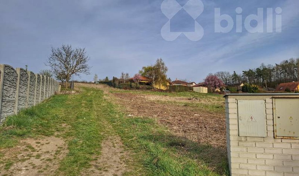 Prodej stavebního pozemku 1 537 m², Králův Dvůr – náhled fotky 8