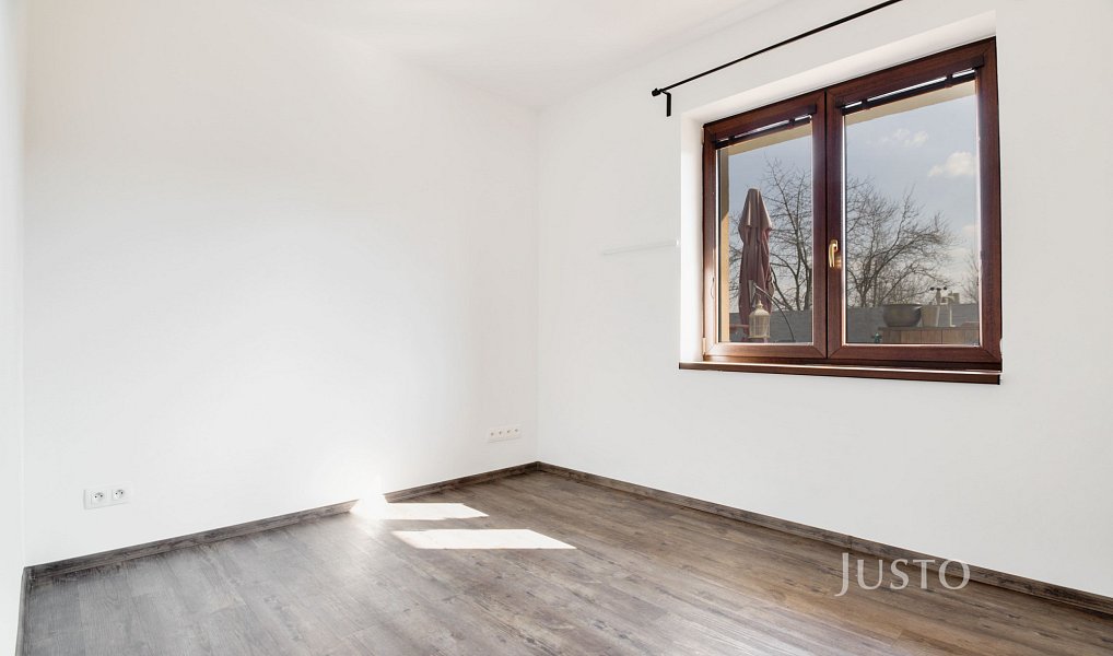 Prodej domu 227 m² s pozemkem 1 747 m², Teplice – náhled fotky 26