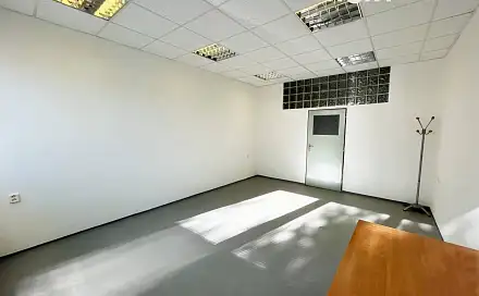 Pronájem kanceláře 20 m², Strážnická, Mělník