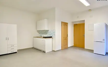Pronájem bytu 1+kk 32 m²