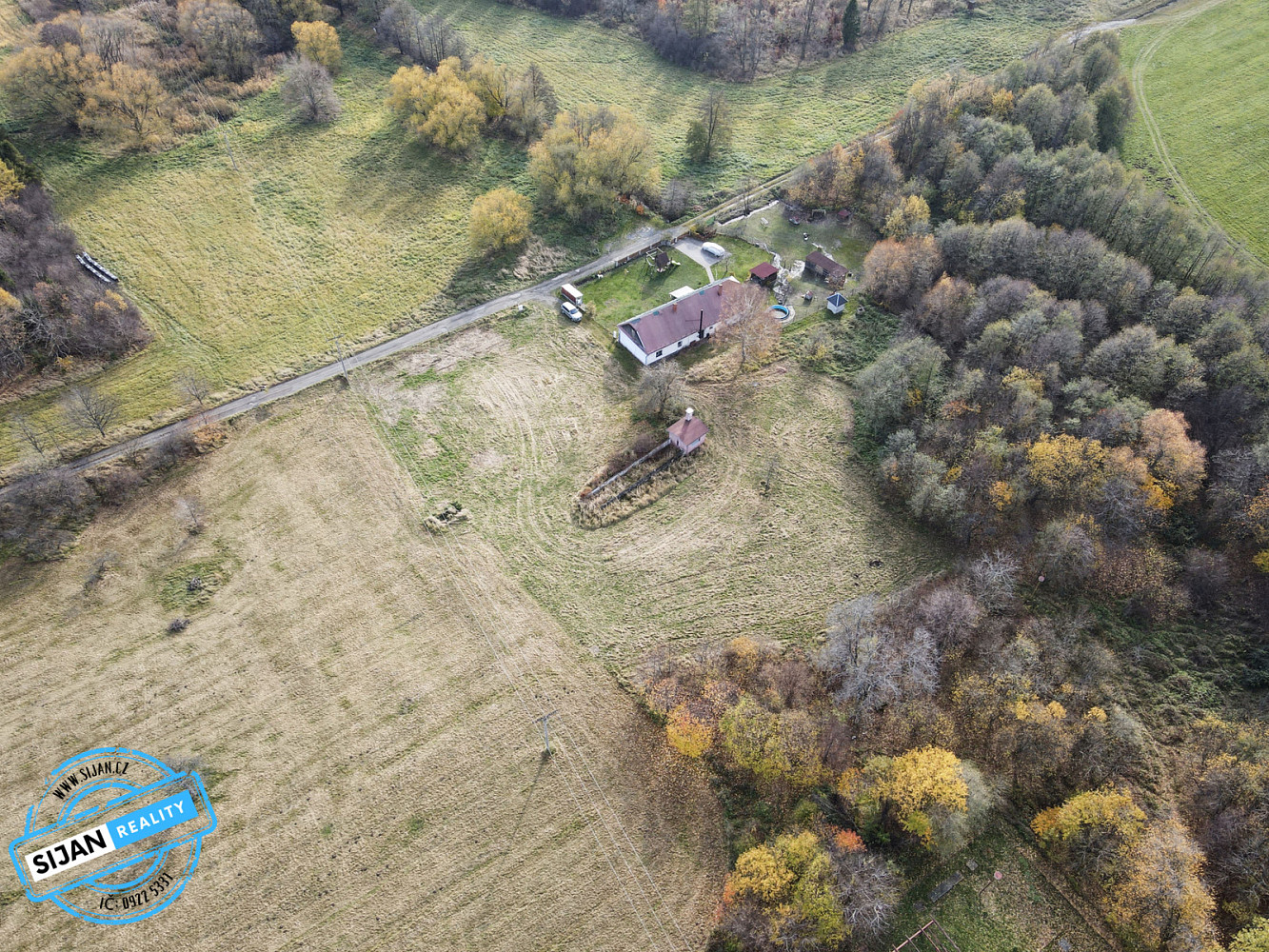 Prodej stavebního pozemku 1 792 m² – fotografie 5