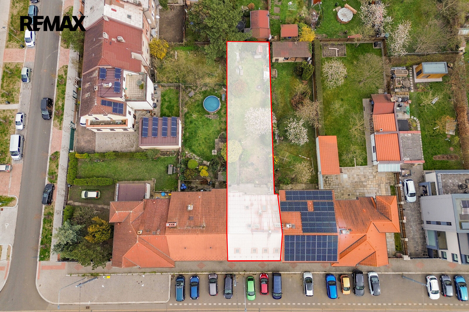 Prodej domu 176 m² s pozemkem 439 m² – fotografie 2