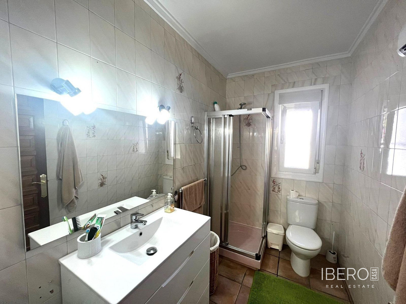 Prodej domu 236 m² s pozemkem 2 040 m² - Más
