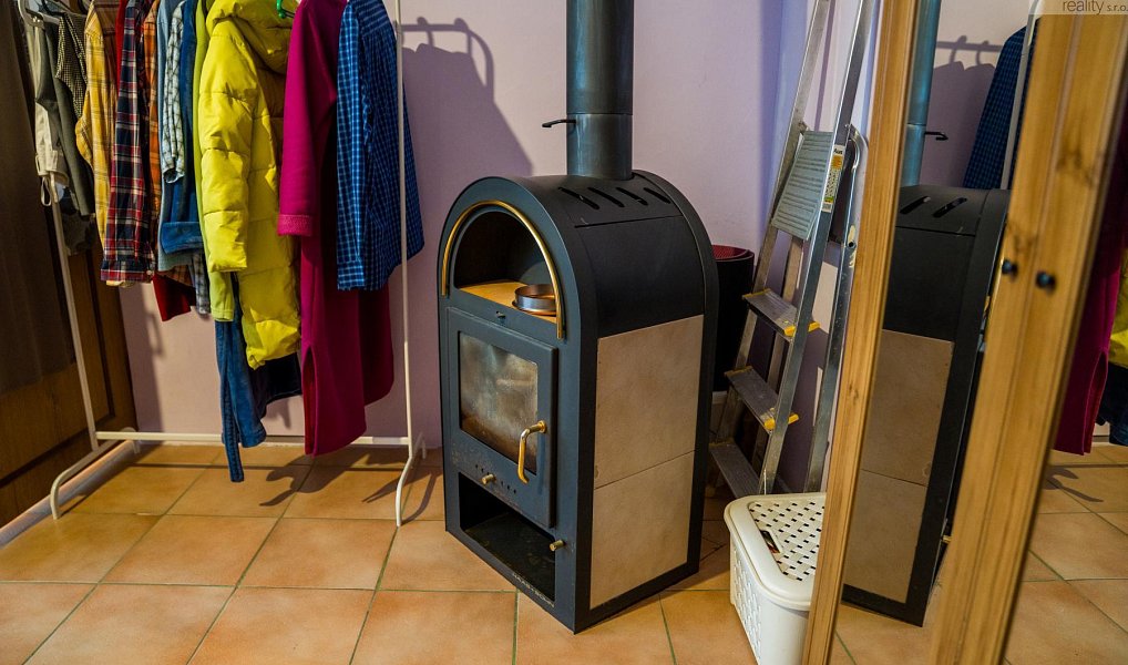 Prodej domu 291 m² s pozemkem 2 236 m², Dubí – náhled fotky 22