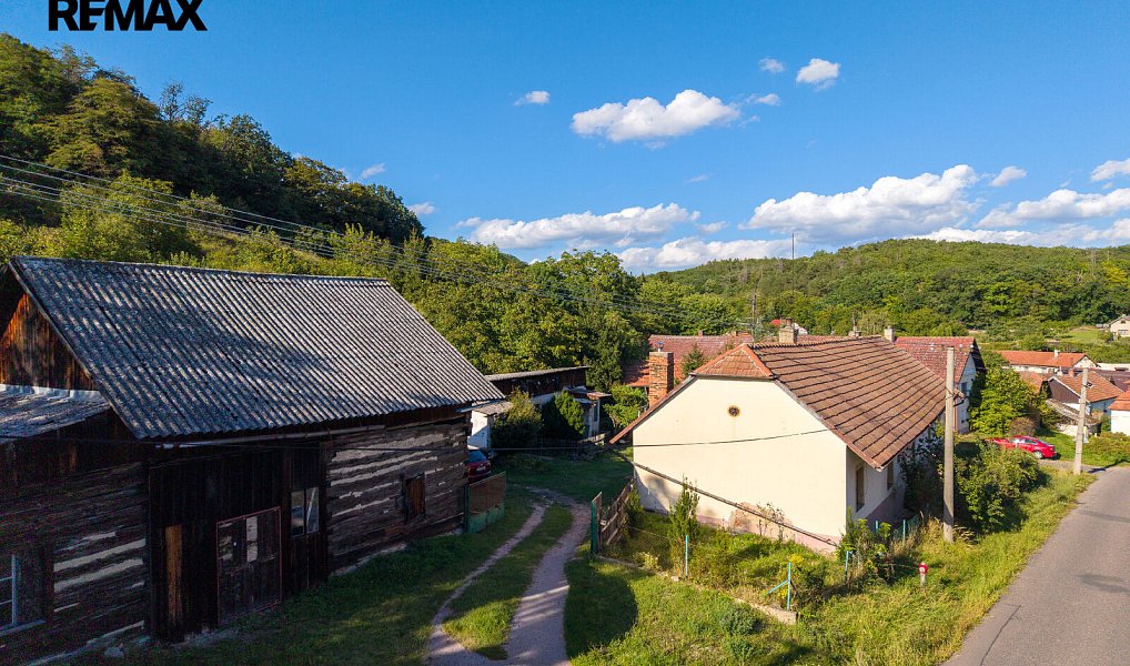 Prodej domu 120 m² s pozemkem 1 324 m², Loučeň – náhled fotky 2