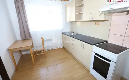 Pronájem bytu 1+1 33 m², Nádražní, Bečov nad Teplou, okres Karlovy Vary
