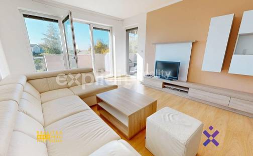 Pronájem bytu 2+kk 69 m², Nitranská, Kroměříž