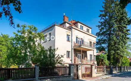 Prodej domu 489 m² s pozemkem 1 266 m², Na Ořechovce, Praha 6 - Střešovice
