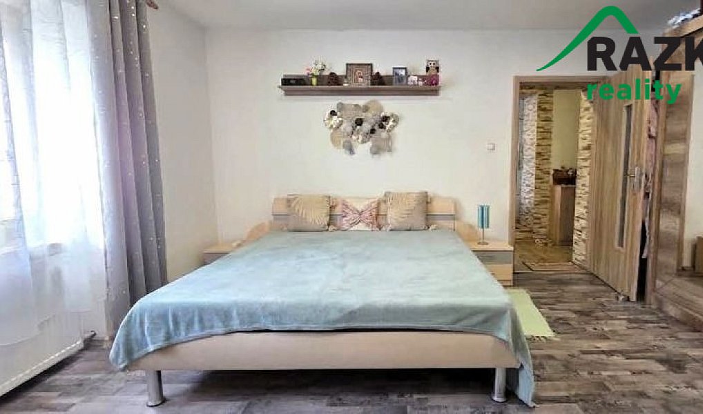 Prodej domu 165 m² s pozemkem 932 m², Tachov – náhled fotky 8