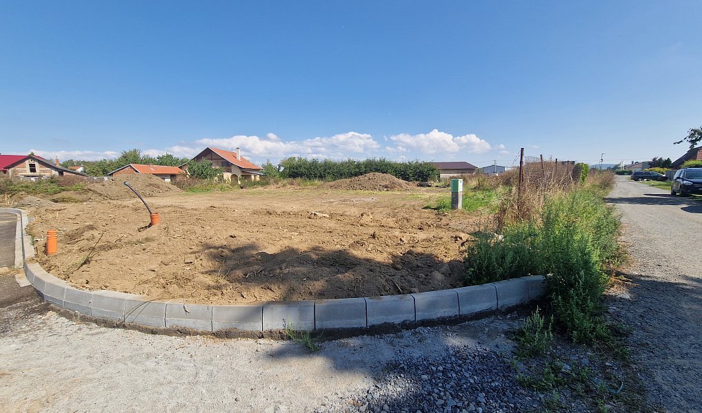 Prodej stavebního pozemku 547 m², Kožušany-Tážaly – náhled fotky 6