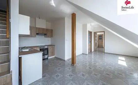 Prodej bytu 4+kk 102 m², Břežany II, okres Kolín