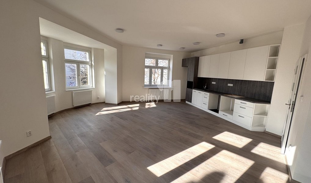 Prodej bytu 2+kk 76 m², Praha – náhled fotky 9