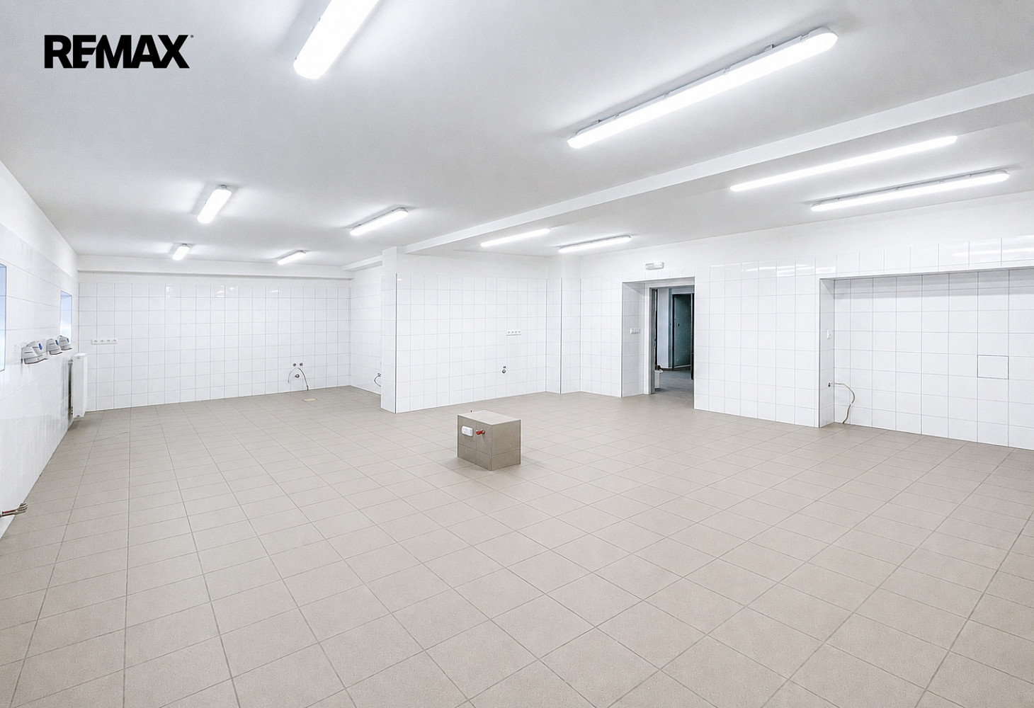 Pronájem výrobních prostor 275 m²
