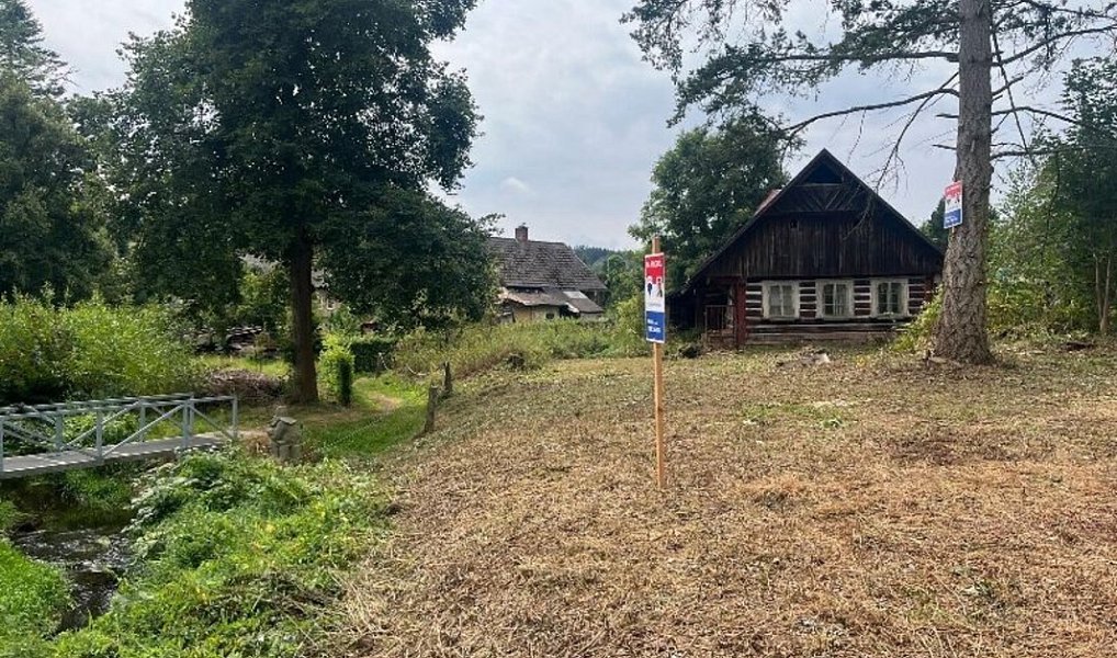Prodej stavebního pozemku 1 034 m², Nová Ves nad Popelkou – náhled fotky 2