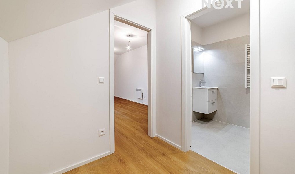 Prodej bytu 1+kk 34 m², Praha – náhled fotky 6