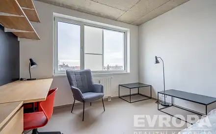 Pronájem bytu 1+kk 28 m²