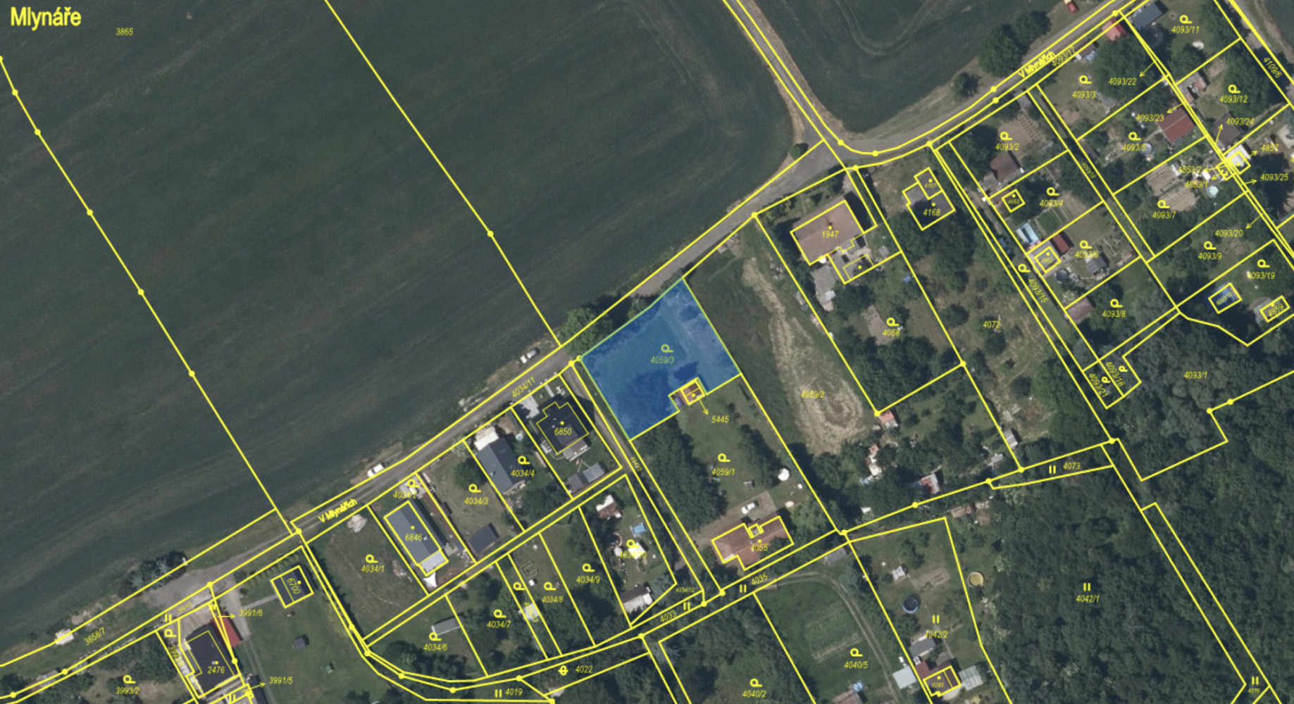 Prodej stavebního pozemku 743 m² – fotografie 5