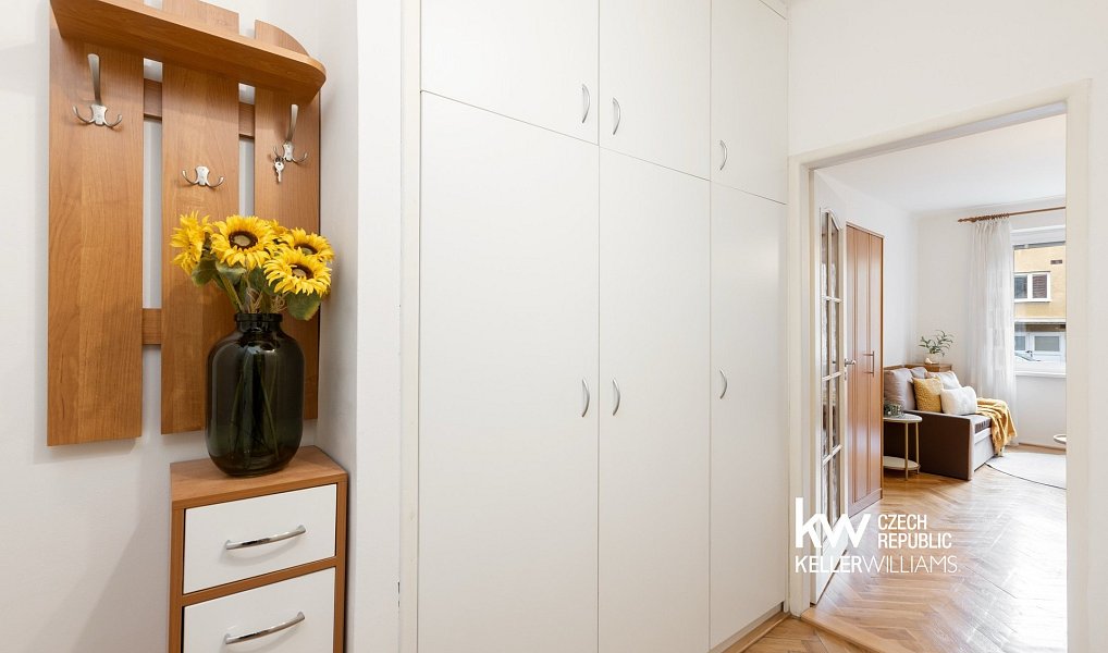 Prodej bytu 1+kk 28 m², Praha – náhled fotky 8