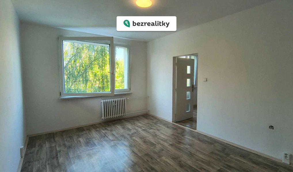 Prodej bytu 1+1 35 m², Bílina – náhled fotky 3