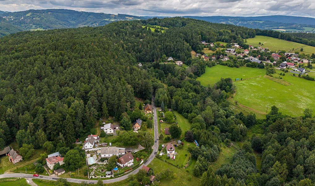 Prodej domu 159 m² s pozemkem 1 000 m², Koberovy – náhled fotky 2