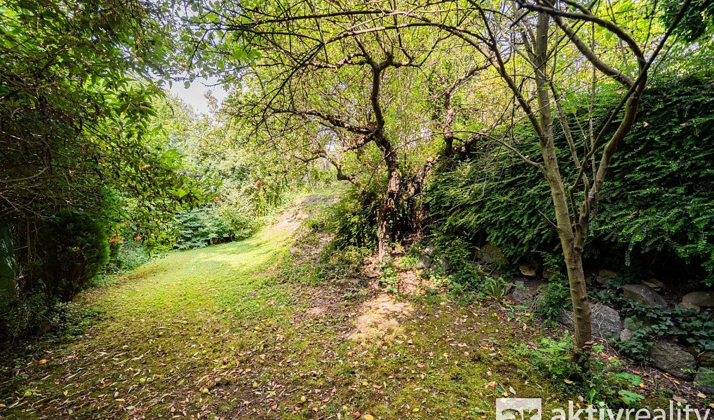 Prodej domu 260 m² s pozemkem 752 m², Praha – náhled fotky 44