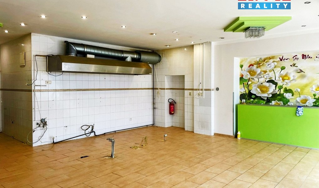 Pronájem obchodních prostor 140 m², Nový Bor – náhled fotky 2