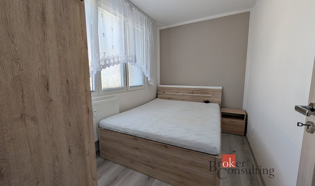 Pronájem bytu 3+1 71 m², Domažlice – náhled fotky 6