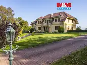 Prodej domu 360�m2 s pozemkem 100�270�m2