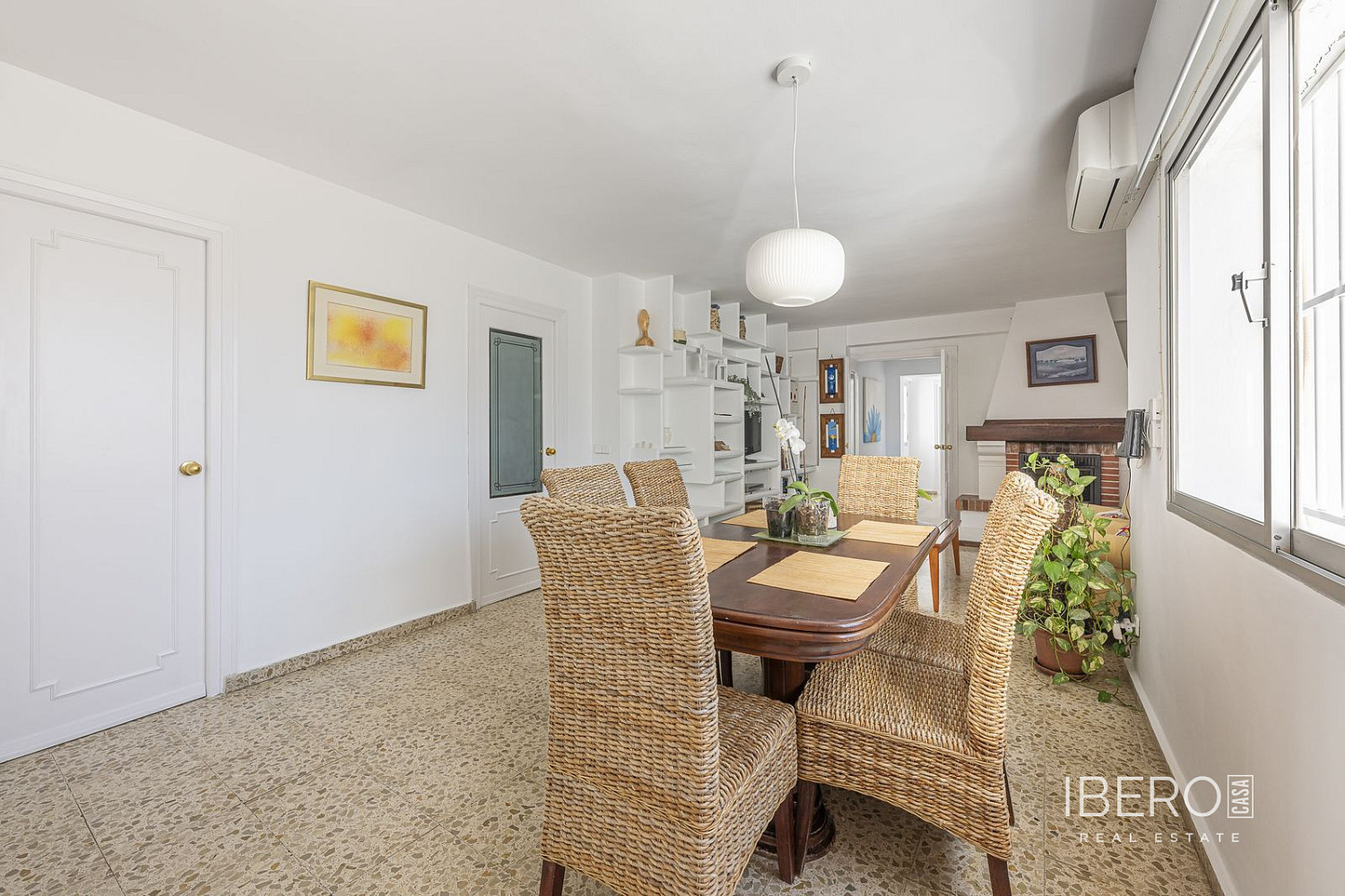 Piso 7+kk – Marbella, Salto del Agua - Vista 4