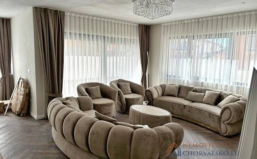 Pronájem bytu 3+kk 118 m², Rovinj, Chorvatsko