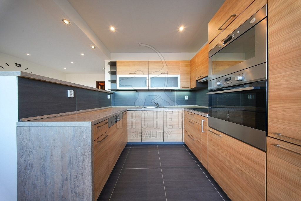 Prodej bytu 3+1 77 m² — photo 2