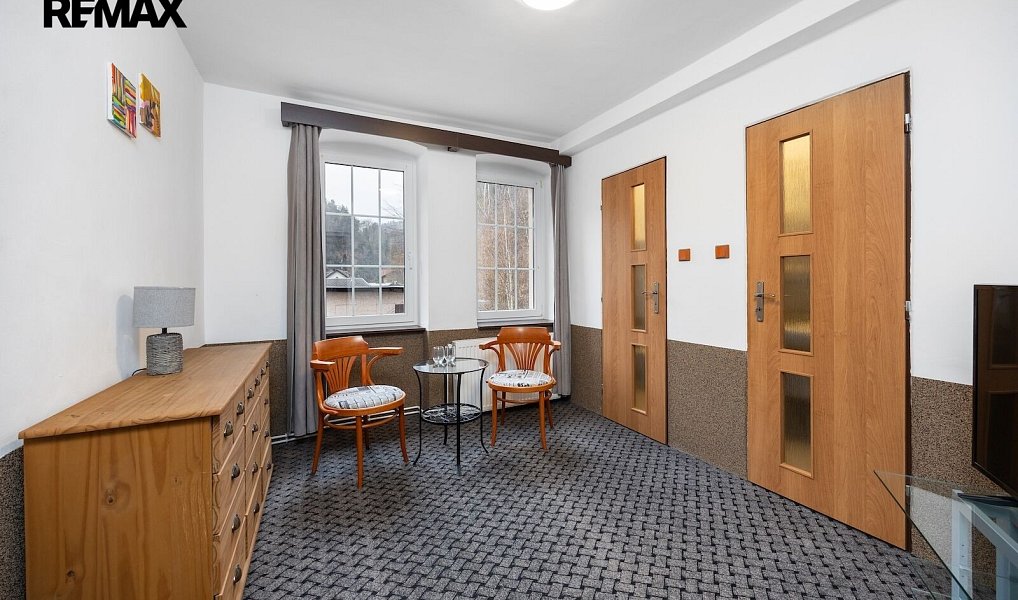 Prodej ubytovacího objektu 435 m², Hřensko – náhled fotky 23