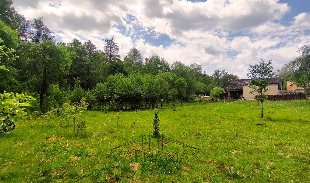 Prodej stavebního pozemku 2 377 m², Pohled – náhled fotky 2